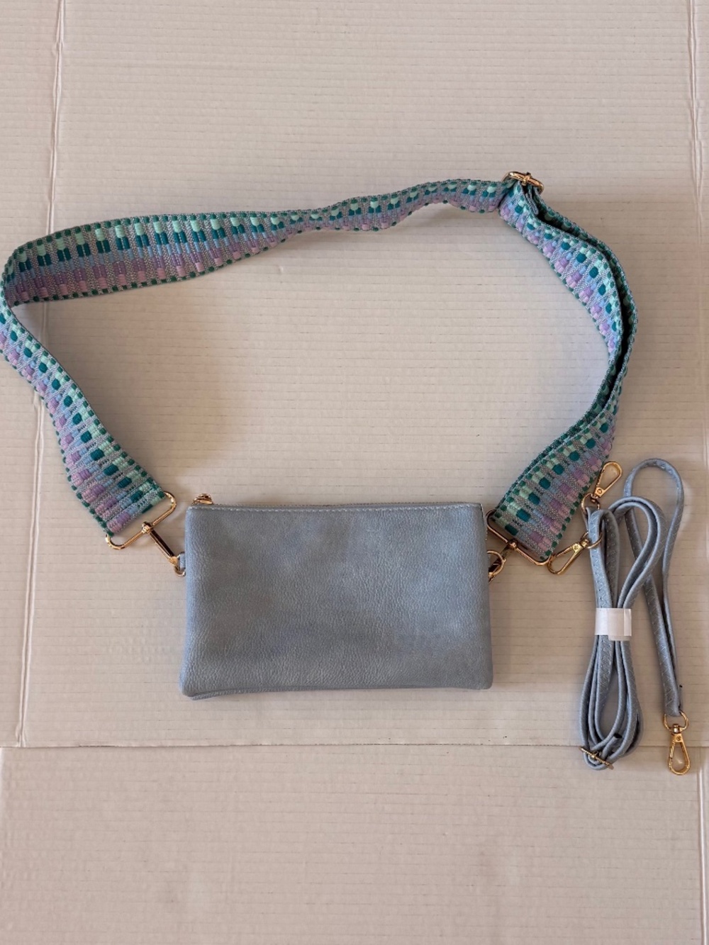 Jen & Co Izzy Vegan Leather Crossbody Bag Sky Blue Purse Guitar Strap